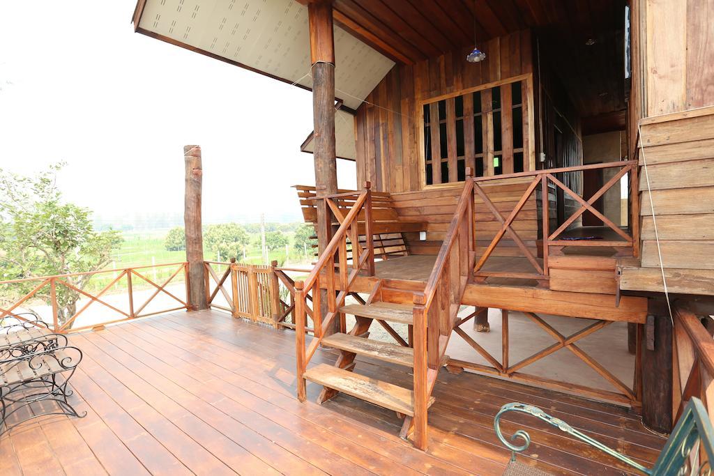 Chiang Dao Privacy Hotell Ban Muang Ngai Rum bild