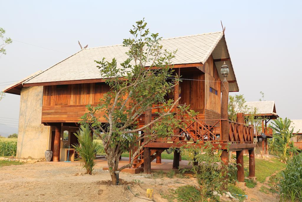 Chiang Dao Privacy Hotell Ban Muang Ngai Rum bild